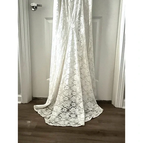 Torrid Ivory Lace Overlay Capelet Sz 20 Wedding Dress Ever After Cloud Dancer - Picture 14 of 16